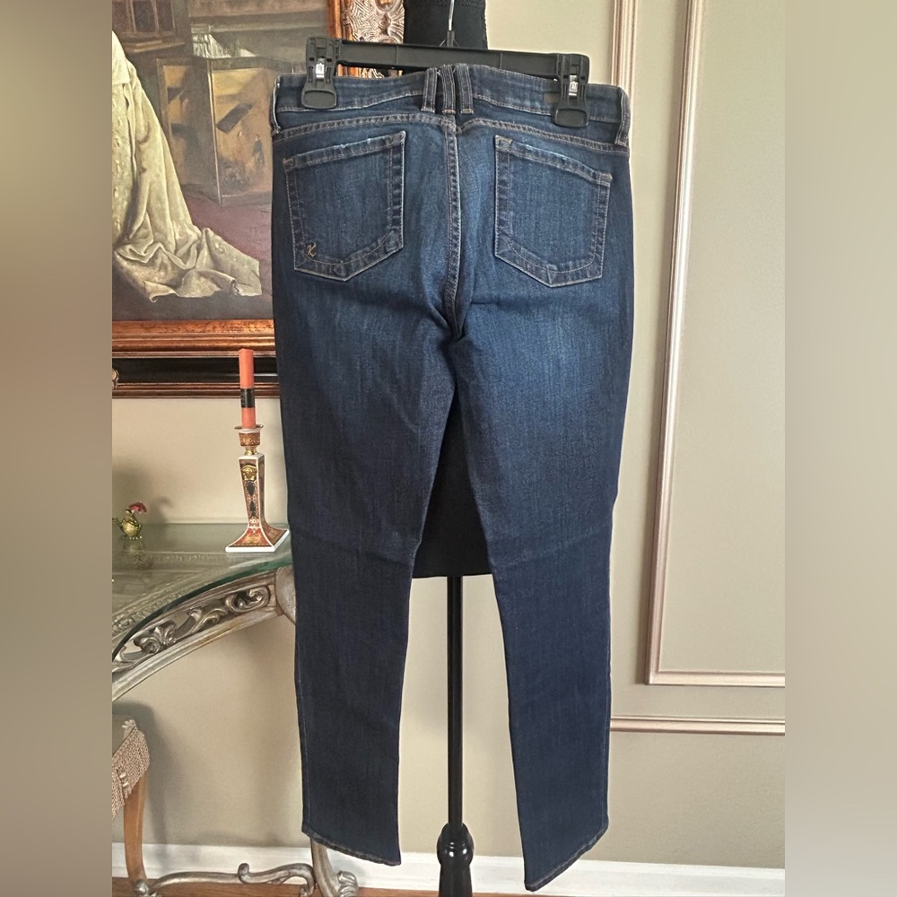 Kut From The Kloth Catherine Boyfriend Jeans Distressed Mid Rise Relaxed Fit 2 - Picture 3 of 5